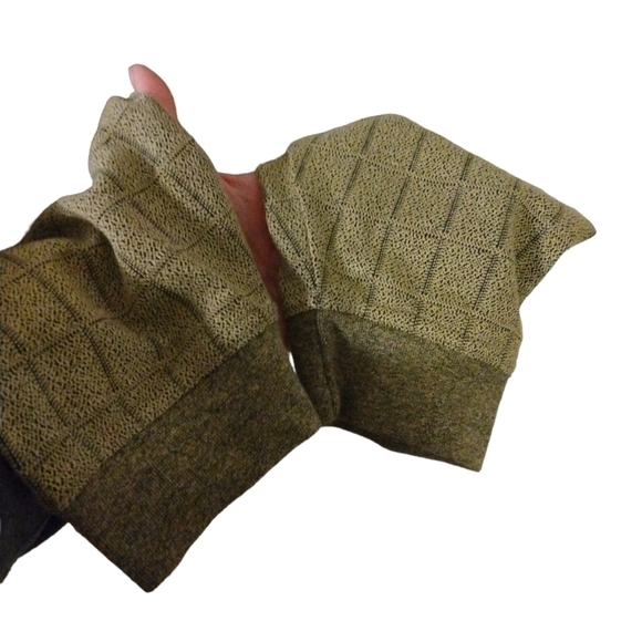 Van Heusen Long Sleeved Business/Casual Button Up Neck Collard Sweater XL - Picture 6 of 9